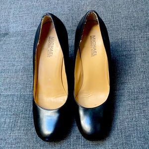 Michael by Michael Kors black platform heels size 7
